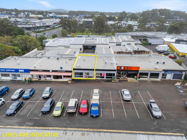 CURRUMBURRA RD - ASHMORE - GREAT LOCATION - WAREHOUSE WITH OFFICE
