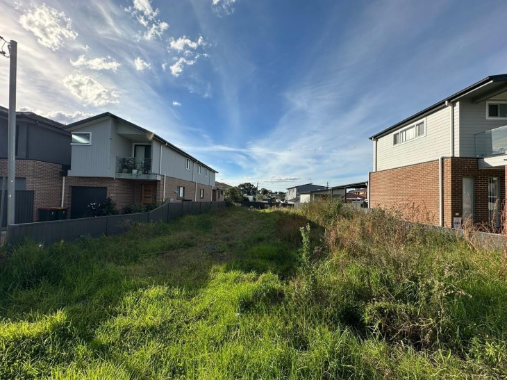 Property For Sale in Guildford