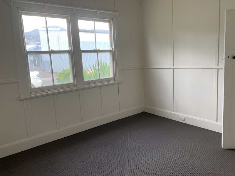 49 Byrnes Avenue, Tamworth > Tamworth Property Co