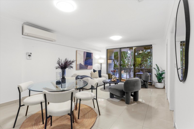 30/49 Henderson Road, Alexandria - Image 1