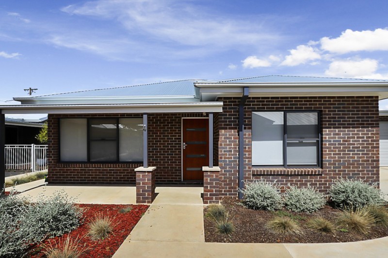 4/115 Baker Street, Temora > Miller & James Real Estate