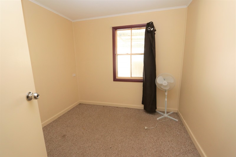 30 Queen Street, Barmedman > Miller & James Real Estate