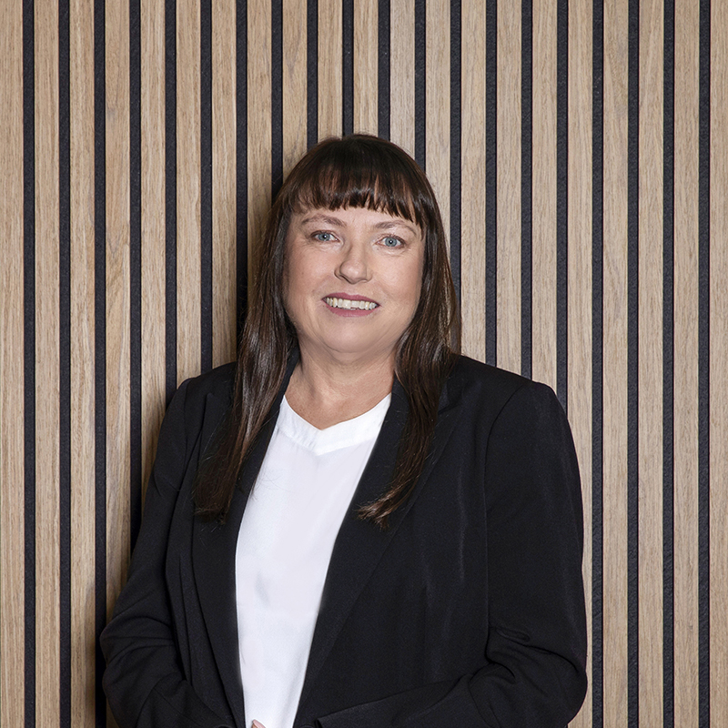 Dianne Barton