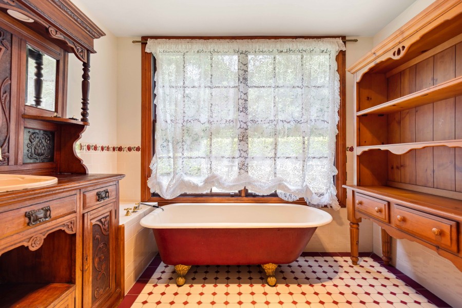 16 Gallaghers Road, Tanawha > RE/MAX Property Sales