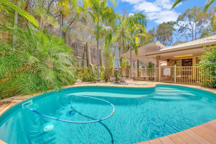 74 Gretel Drive, Clinton > RE/MAX Gold Gladstone