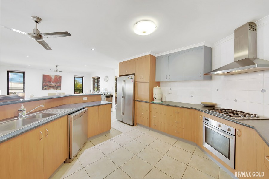 46 Katrina Boulevard, New Auckland > RE/MAX Gold Gladstone