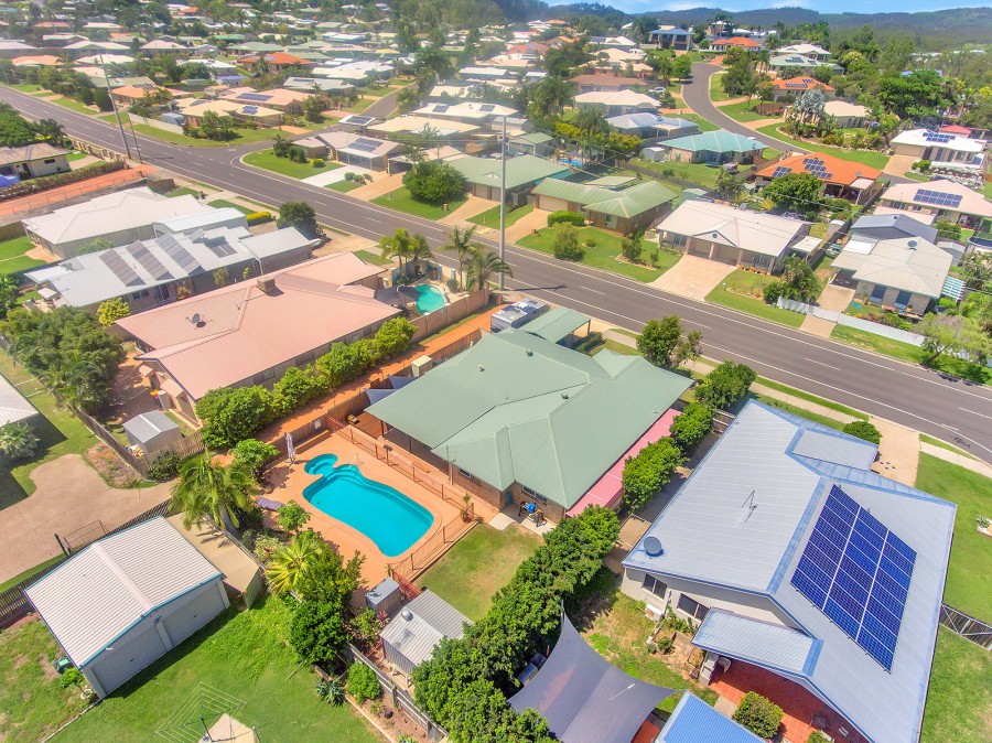 32 Witney Street, Telina > RE/MAX Gold Gladstone