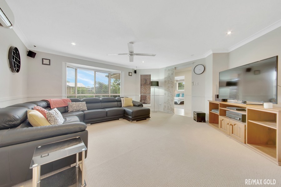 32 Witney Street, Telina > RE/MAX Gold Gladstone