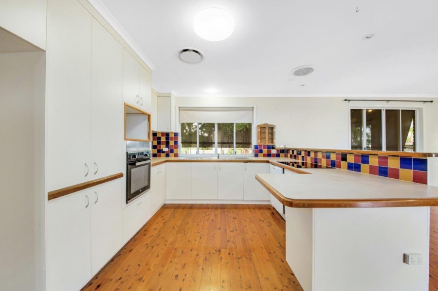 43 Gretel Drive, Clinton > RE/MAX Gold Gladstone