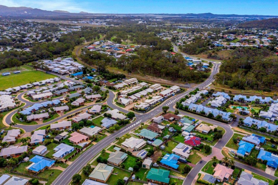 58 Witney Street, Telina > RE/MAX Gold Gladstone