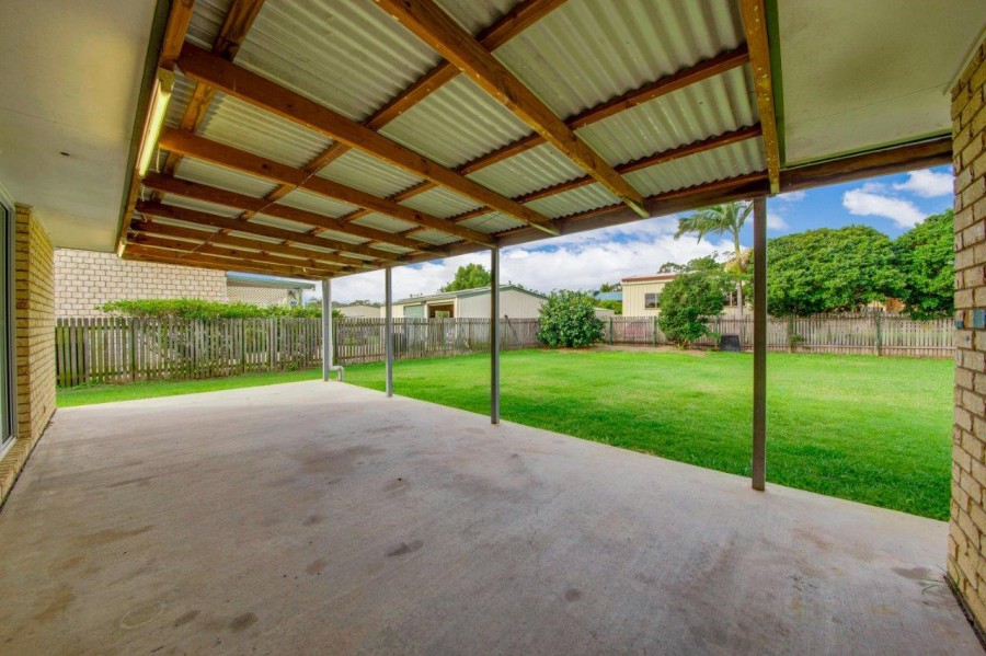 58 Witney Street, Telina > RE/MAX Gold Gladstone
