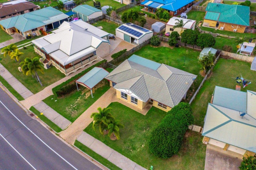 58 Witney Street, Telina > RE/MAX Gold Gladstone