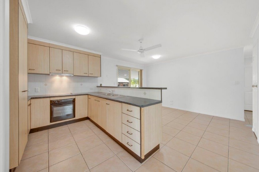 63 Emmadale Drive, New Auckland > RE/MAX Gold Gladstone