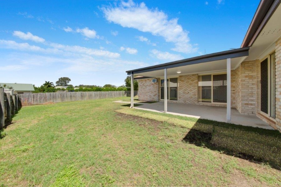 63 Emmadale Drive, New Auckland > RE/MAX Gold Gladstone