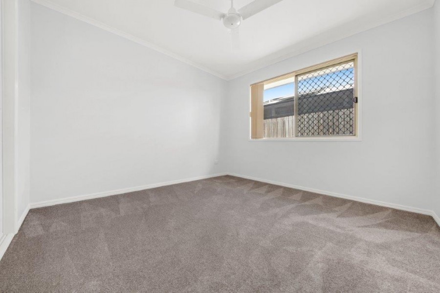 63 Emmadale Drive, New Auckland > RE/MAX Gold Gladstone