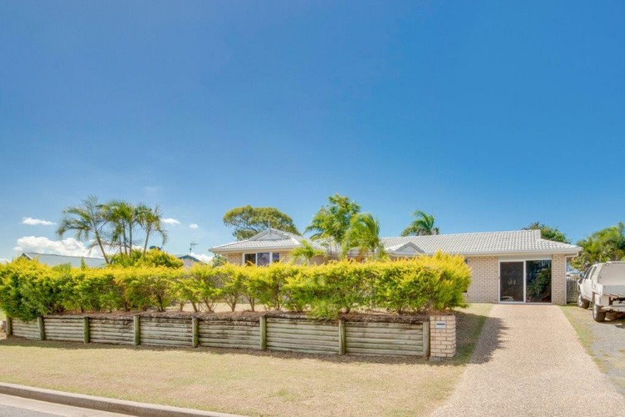 56 Emmadale Drive, New Auckland > RE/MAX Gold Gladstone