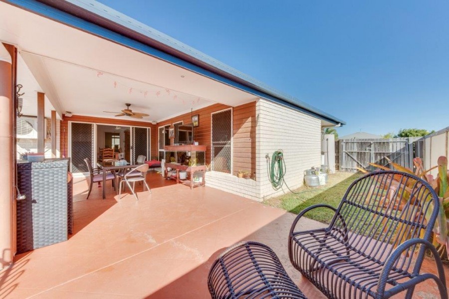 15 Dorinda Close, Clinton > RE/MAX Gold Gladstone