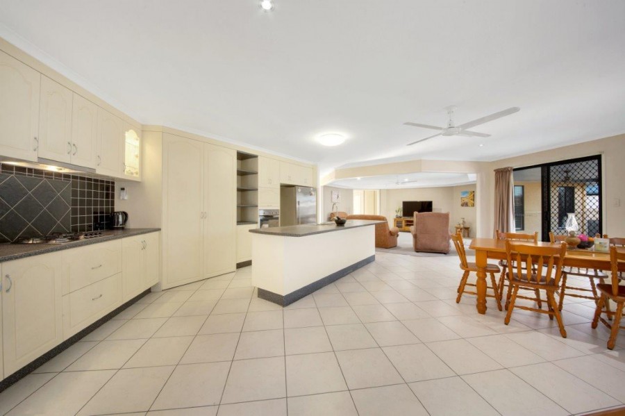 35 Katrina Boulevard, New Auckland > RE/MAX Gold Gladstone