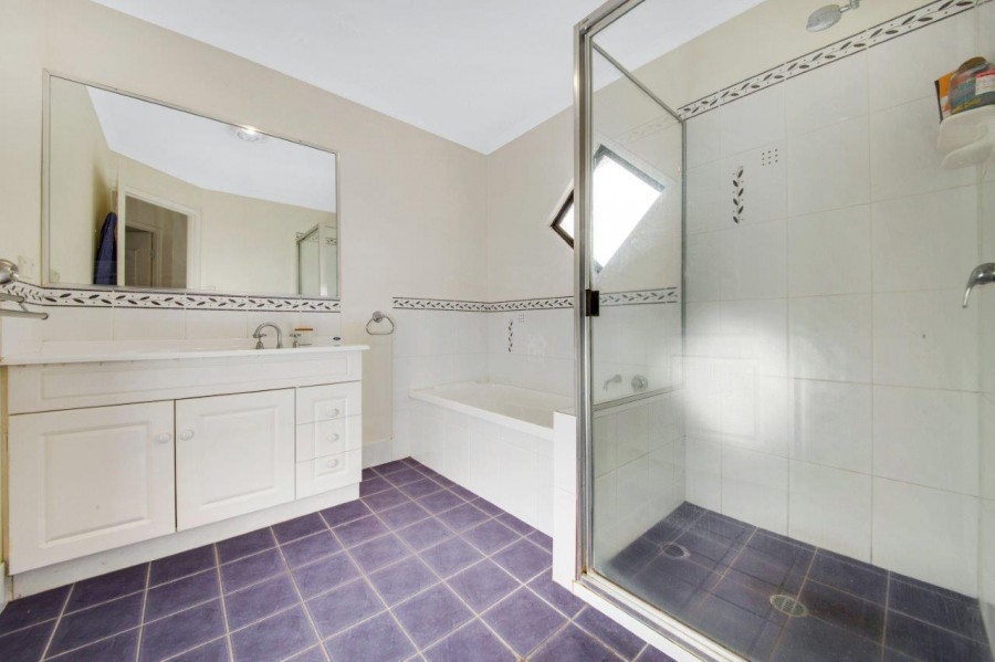 35 Katrina Boulevard, New Auckland > RE/MAX Gold Gladstone