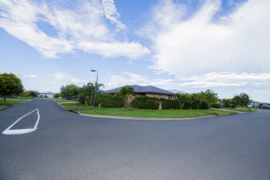 Real Estate in Ooralea