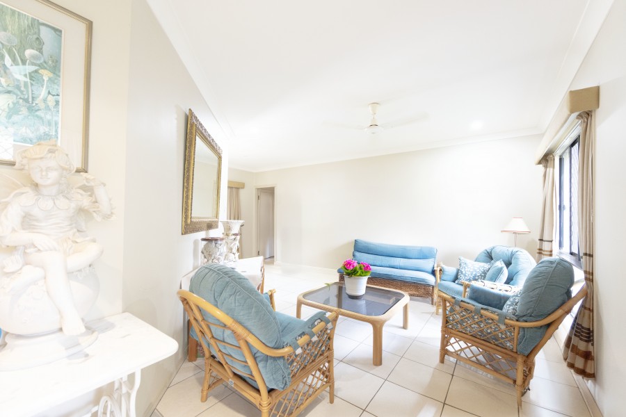 Real Estate in Glenella