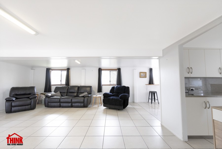 Real Estate in Slade Point