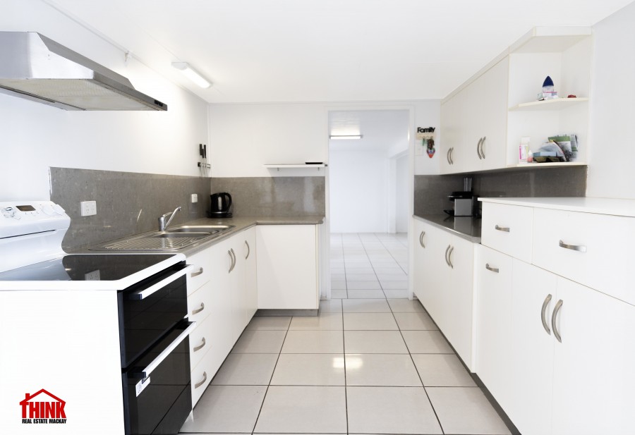 Real Estate in Slade Point