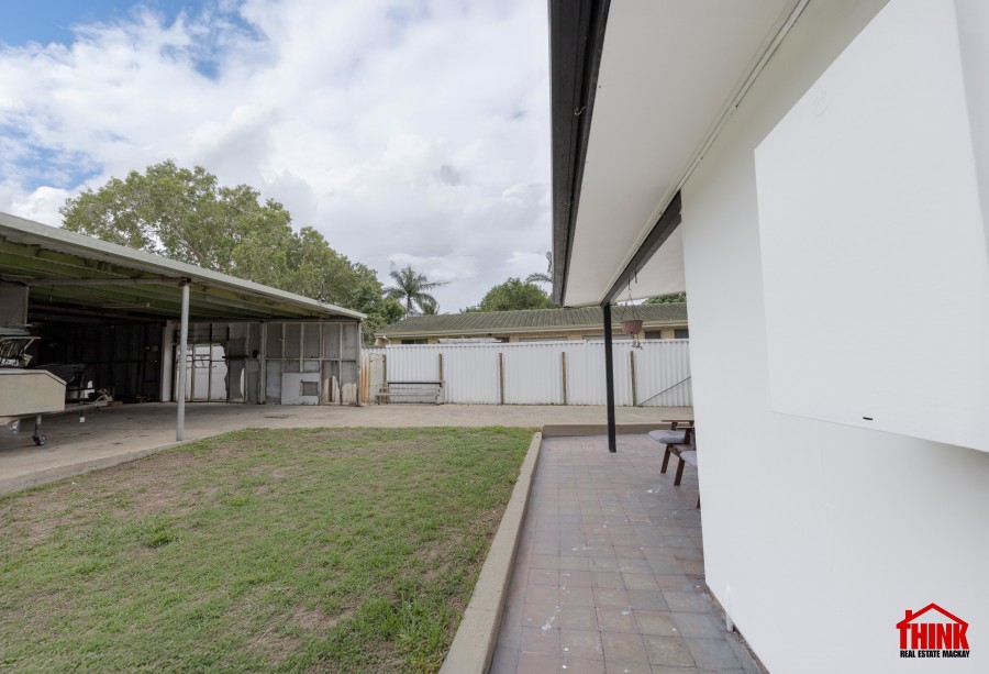 Real Estate in Slade Point