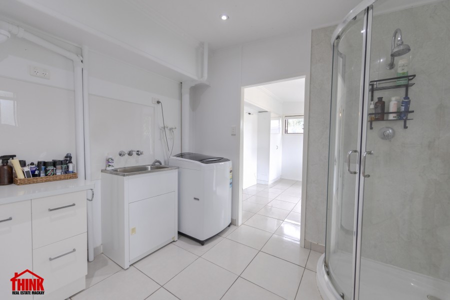 Real Estate in Slade Point