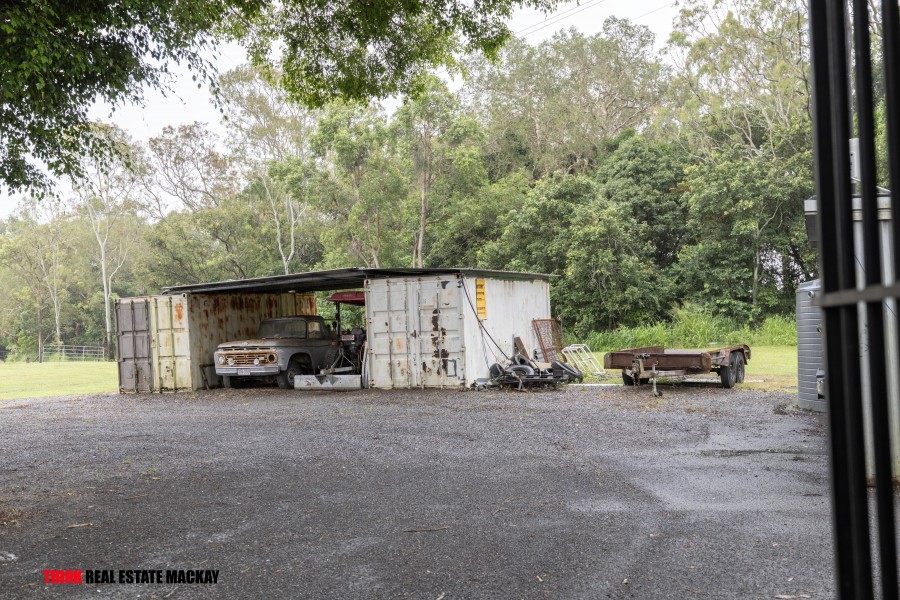 Real Estate in Chelona