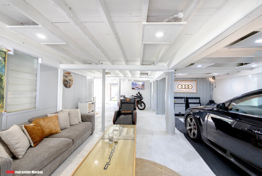 West Mackay real estate For Sale