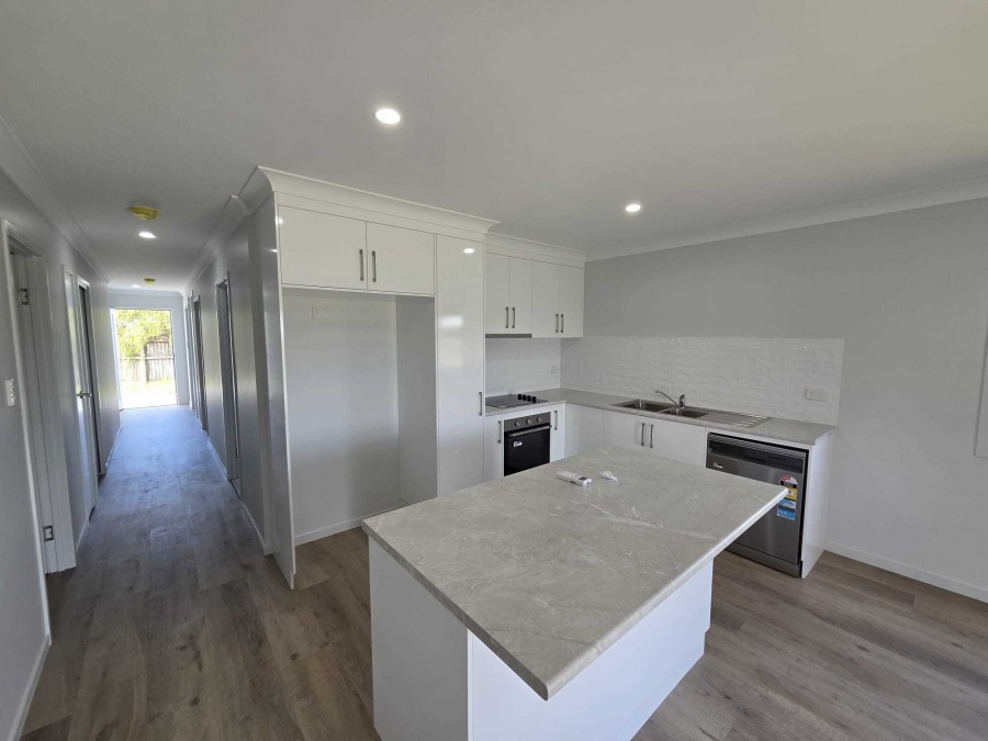 Sarina Properties For Rent