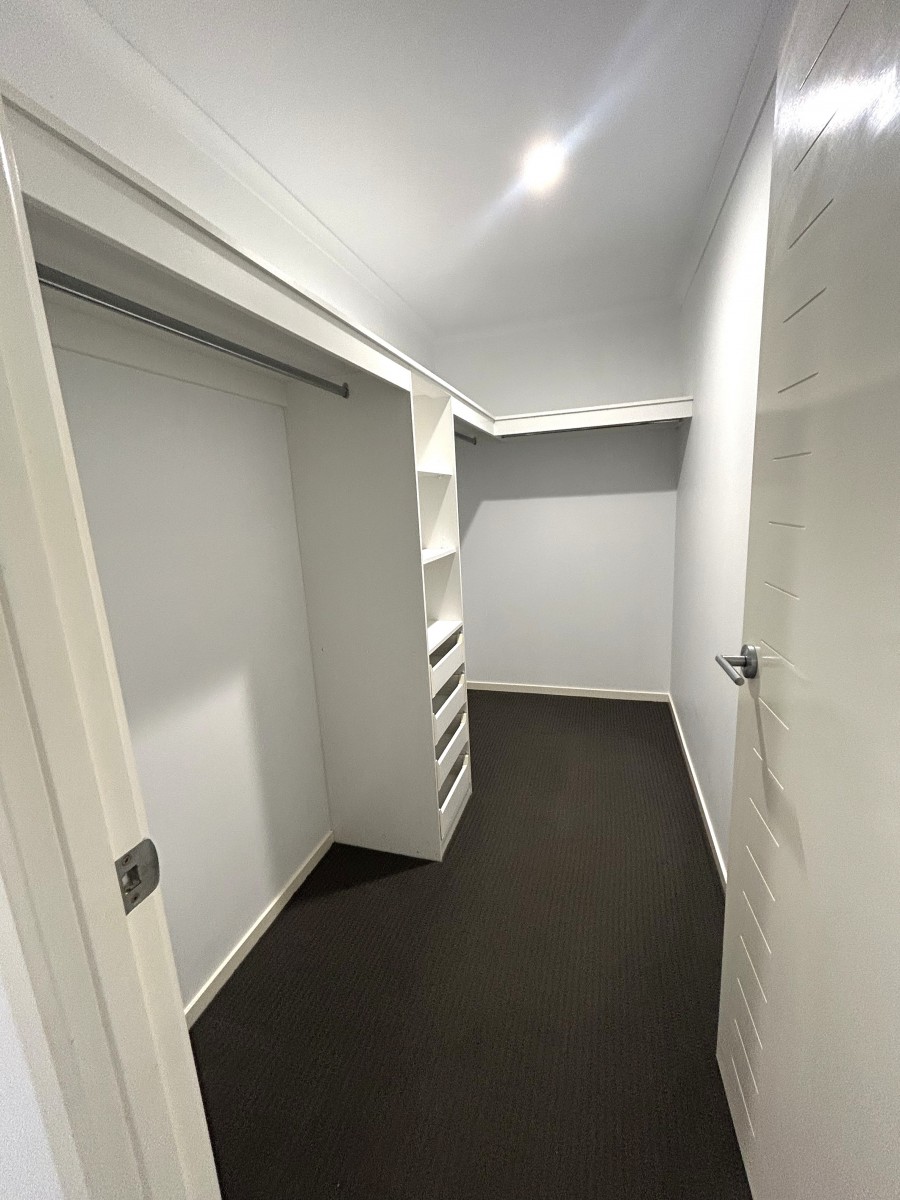 Sarina Properties For Rent