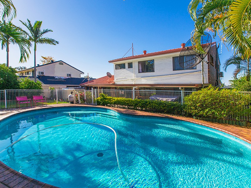 Real Estate in Sunnybank Hills