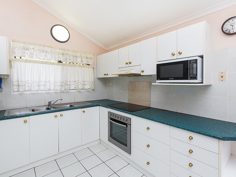 Real Estate in Eight Mile Plains