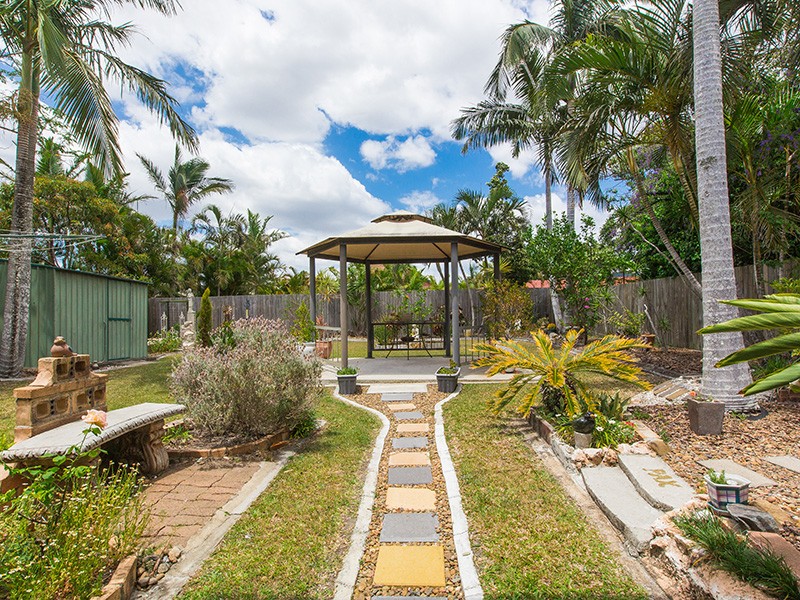 Real Estate in Eight Mile Plains