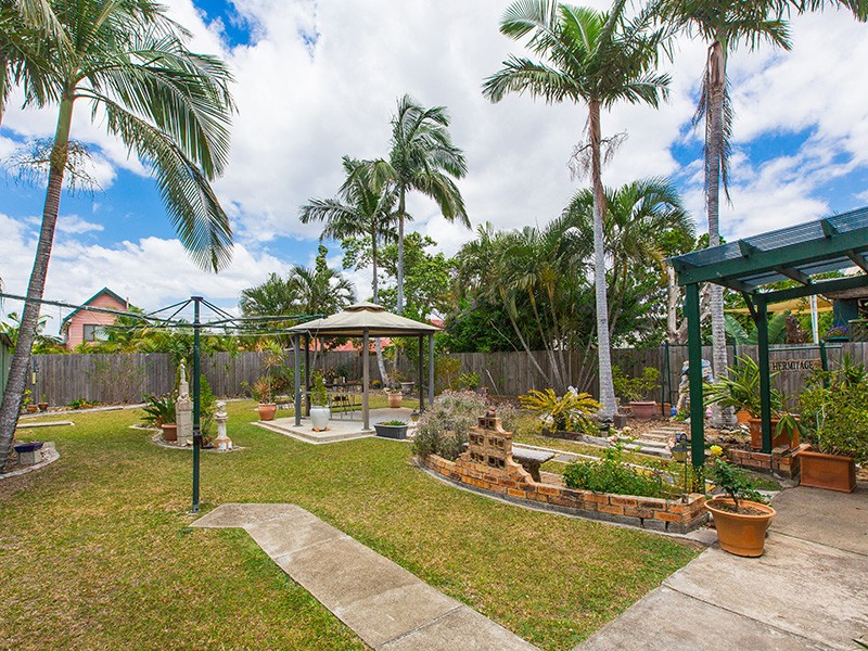 Real Estate in Eight Mile Plains