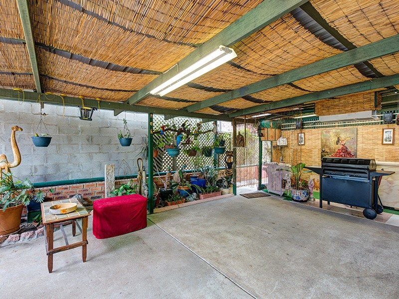 Real Estate in Eight Mile Plains