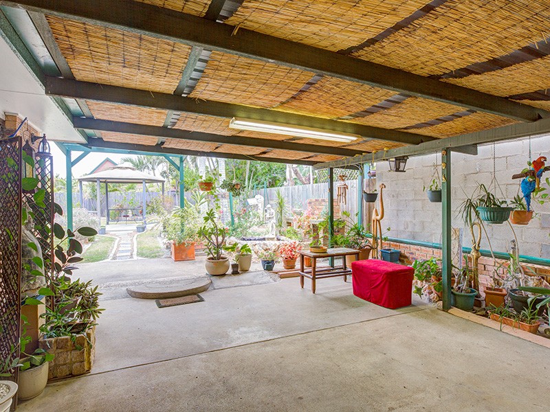 Real Estate in Eight Mile Plains