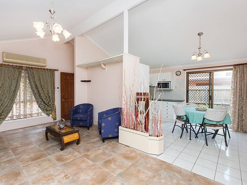 Real Estate in Eight Mile Plains