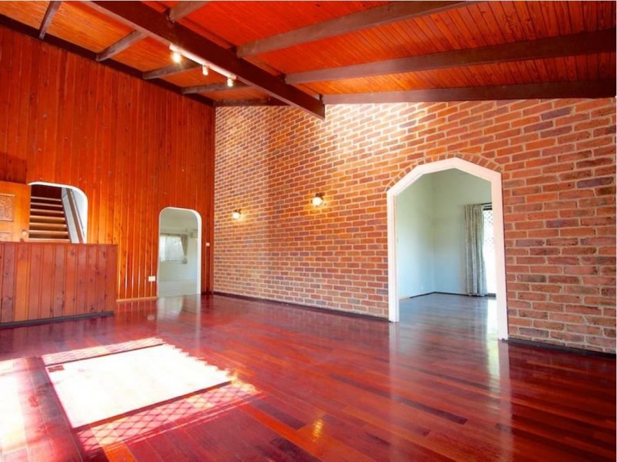 Real Estate in Robertson