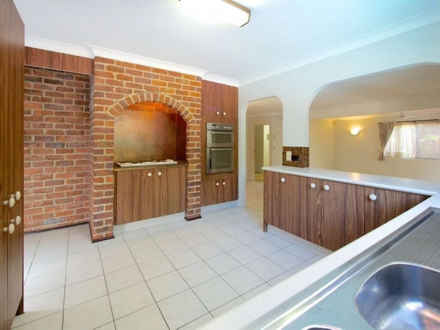 Real Estate in Robertson