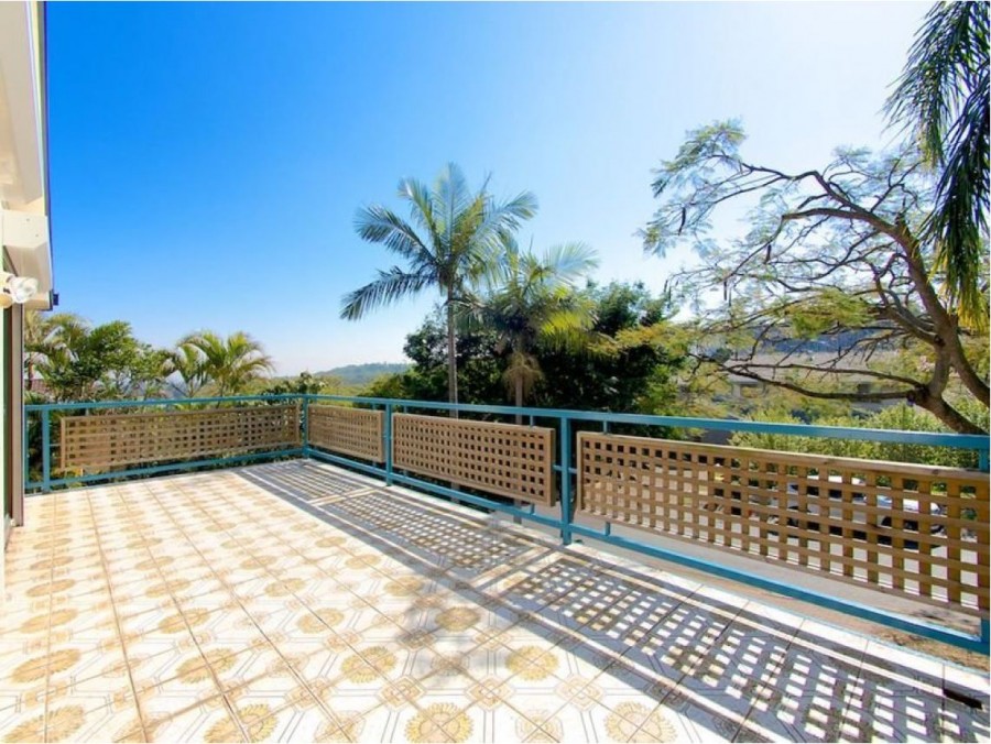 Real Estate in Robertson