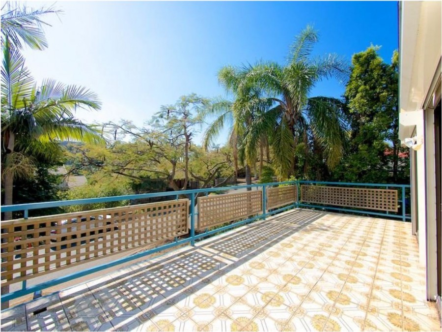 Real Estate in Robertson