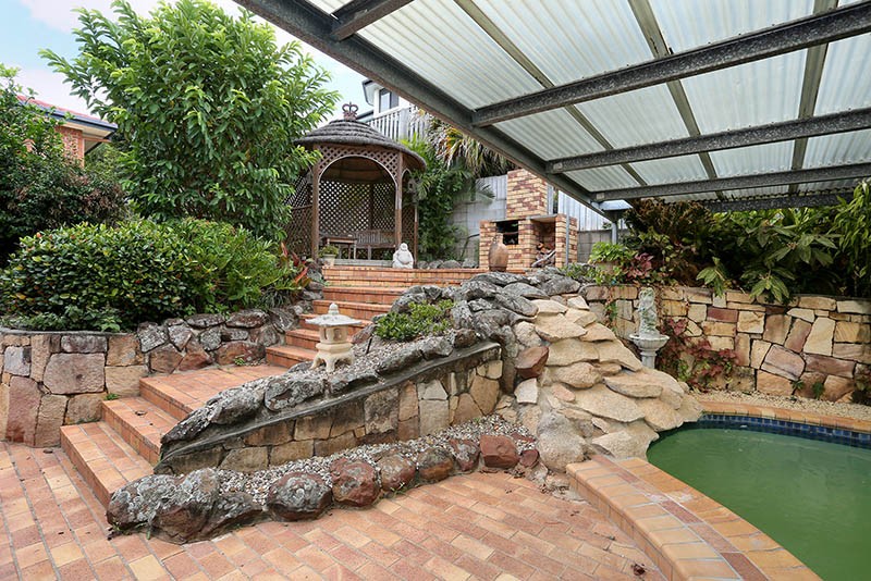 Real Estate in Robertson
