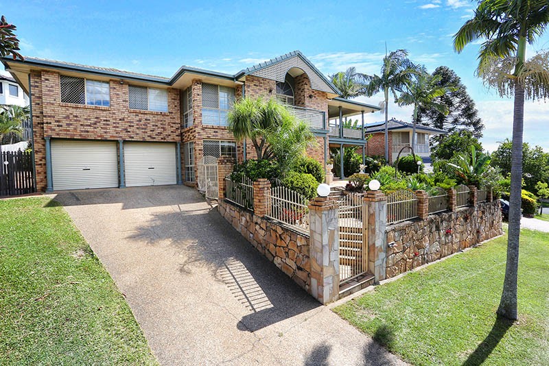 Real Estate in Robertson
