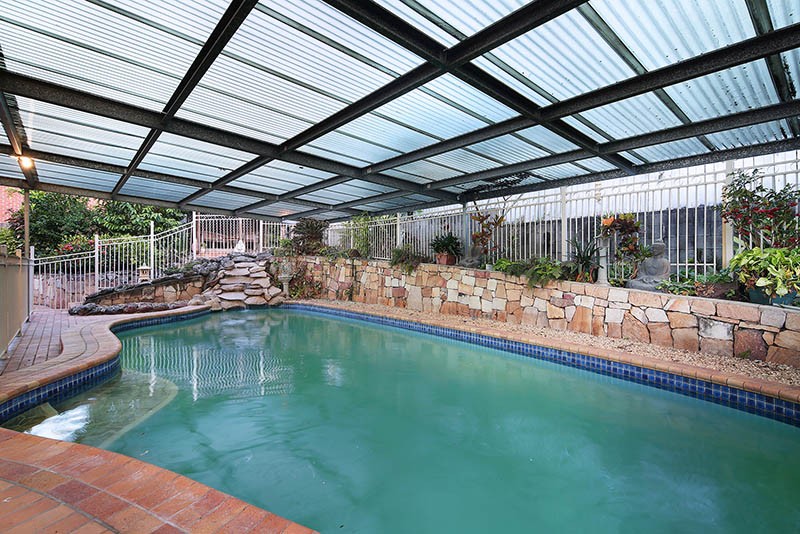 Real Estate in Robertson