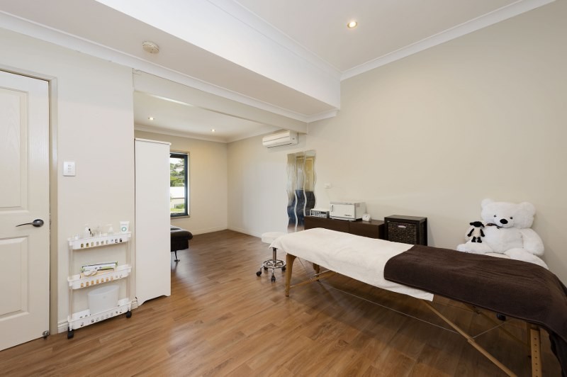 Real Estate in Carina
