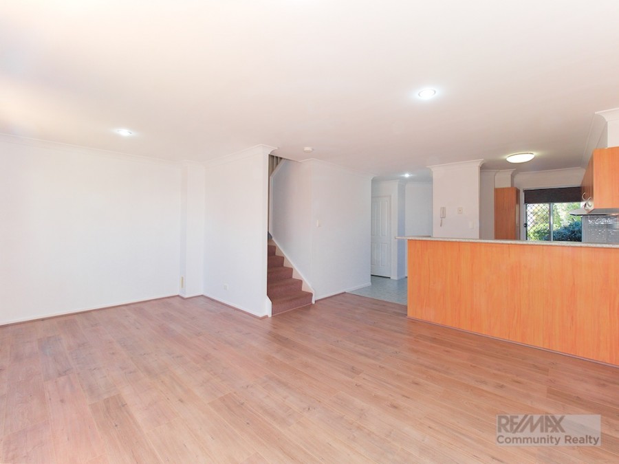 Real Estate in Sunnybank Hills