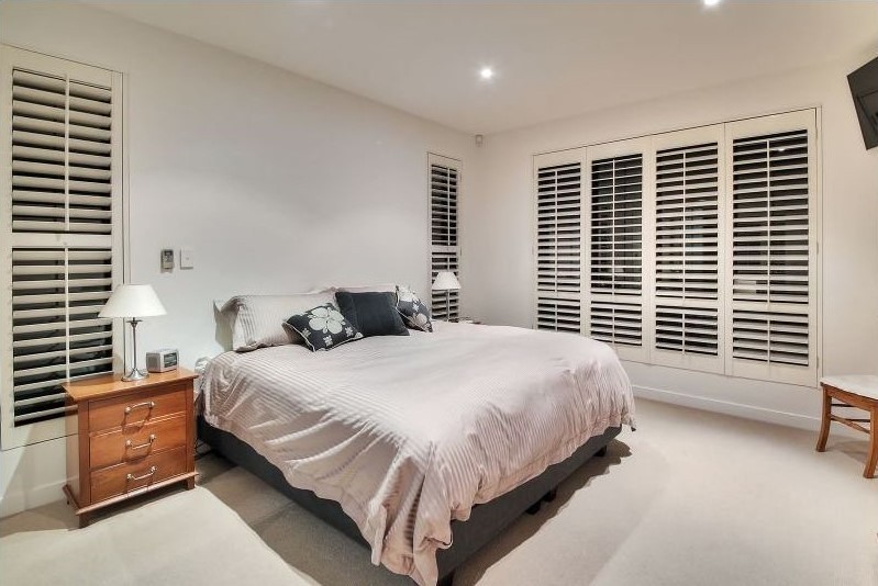 Real Estate in Eight Mile Plains